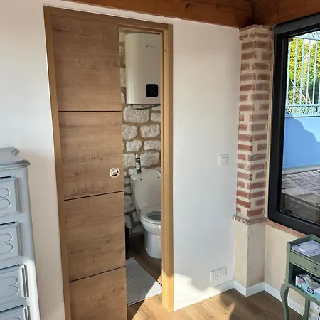 Le Clos Des Oiseaux 住宿加早餐酒店