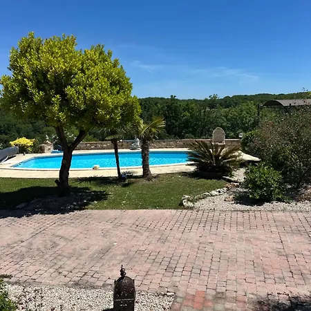 Couette-café Le Clos Des Oiseaux 3*