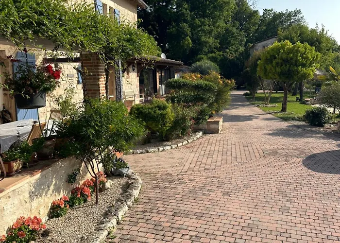 Le Clos Des Oiseaux Couette-café